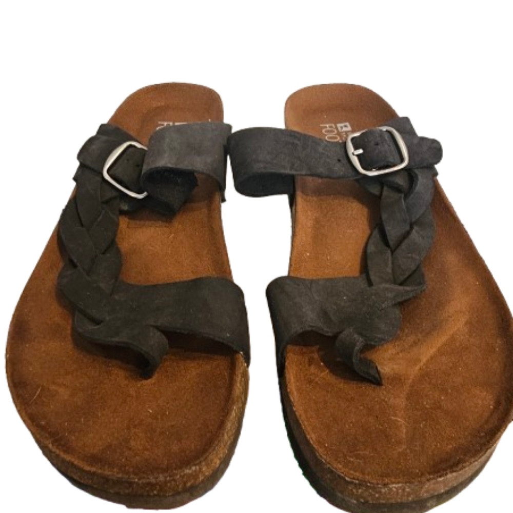 White Mountain Black Sandals